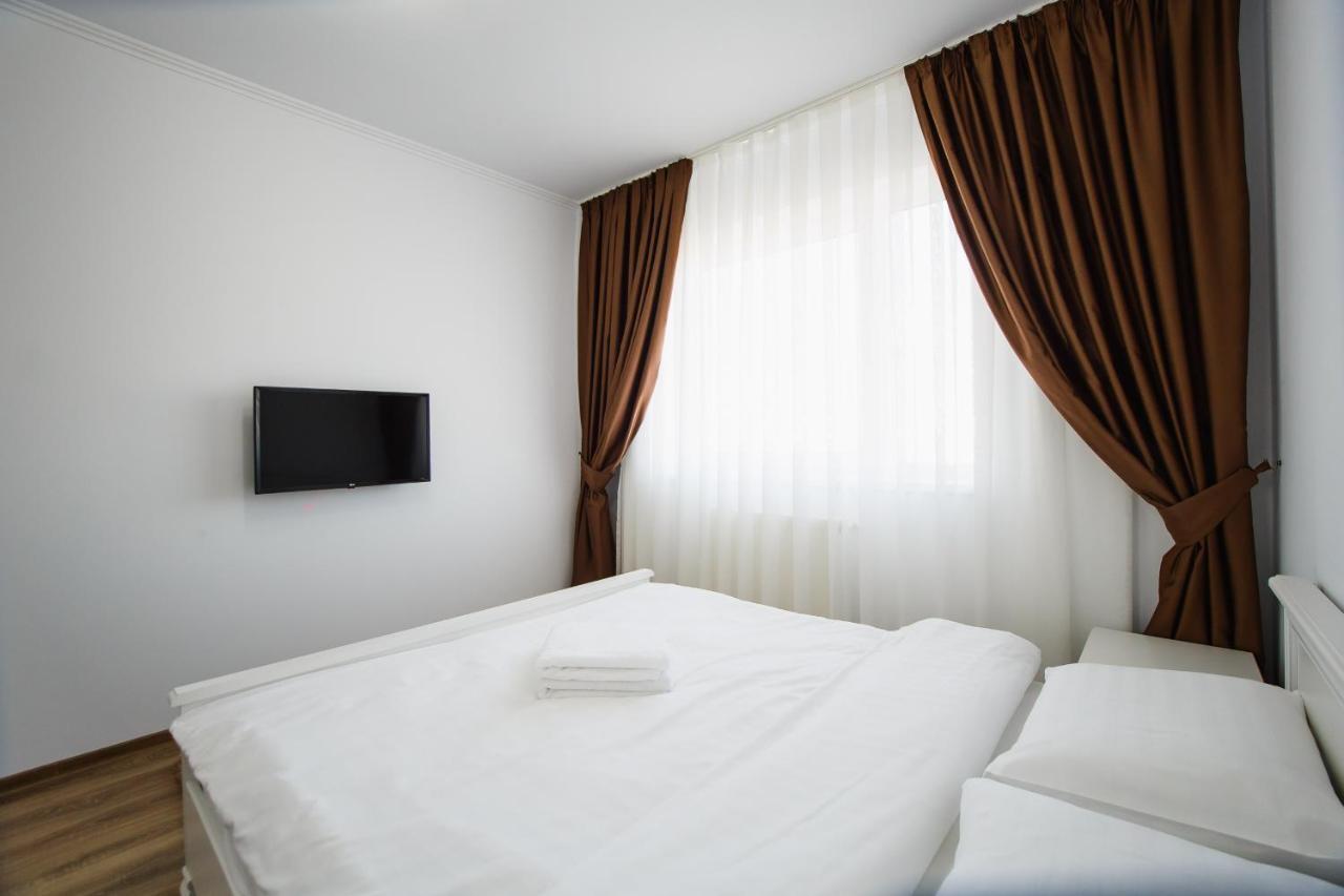 Bright & Elegant Central Apartment Oradea Exterior foto